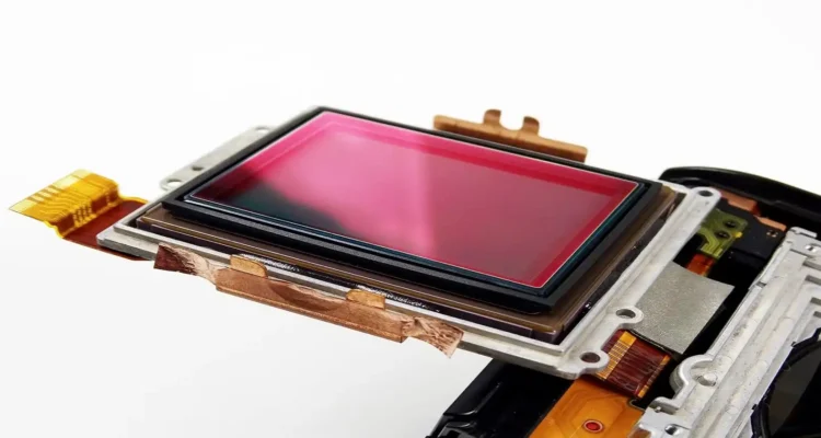 Sensor Stacked CMOS Generasi Terbaru untuk Kamera Prosumer 2025