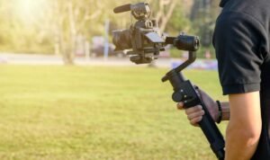 Stabilizer Kamera Medium Format dan Pentingnya dalam Produksi Visual Profesional Stabilizer Kamera Medium Format dan Pentingnya dalam Produksi Visual Profesional