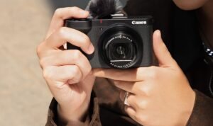 Canon PowerShot V1, Kamera Kompak Baru Untuk Vlogger Yang Sedang Naik Daun Canon PowerShot V1, Kamera Kompak Baru Untuk Vlogger Yang Sedang Naik Daun