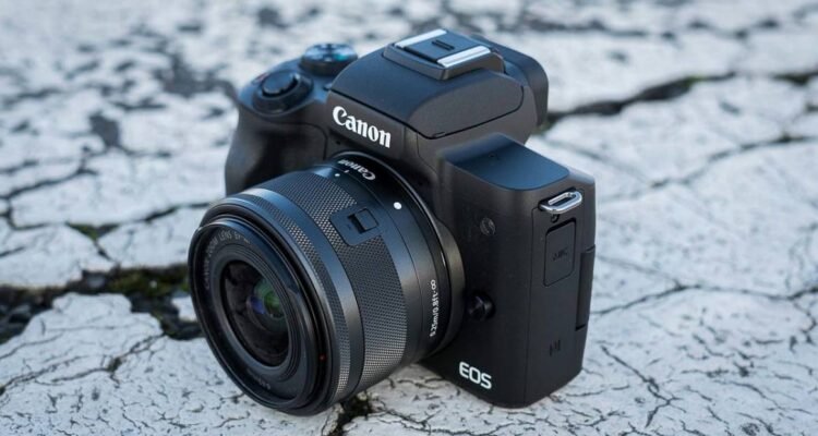 Brand Terlaris DSLR, Canon Masih Perkasa Saat Kamera Mirrorless Makin Ramai